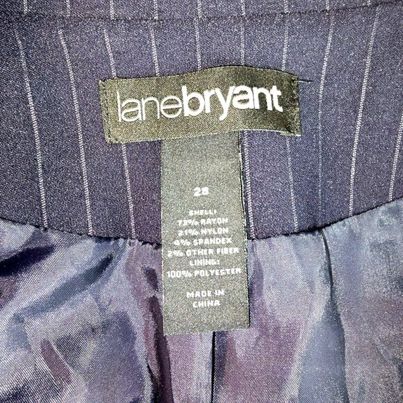 Lane Bryant Womens Pinstripe Blazer Navy Blue Womans Plus Size 28 JJ4033 - Picture 2 of 11